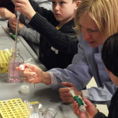 Year 5 visit to UCL Laboratory, Gower St. (5)